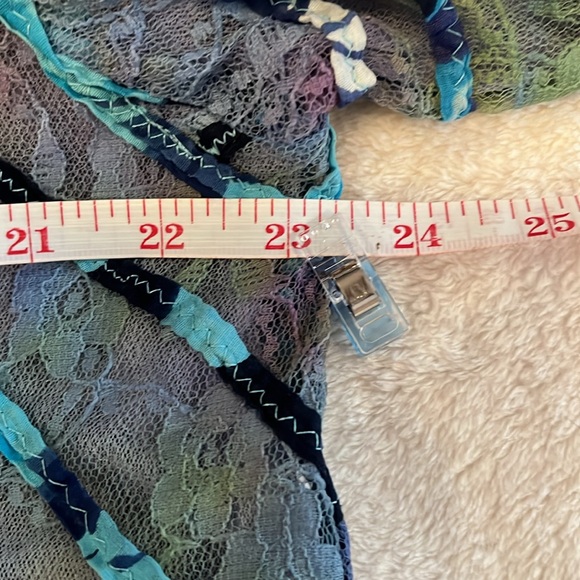 Parsley & Sage jacket with artistic ribbon design in circles and swirls - Picture 8 of 8